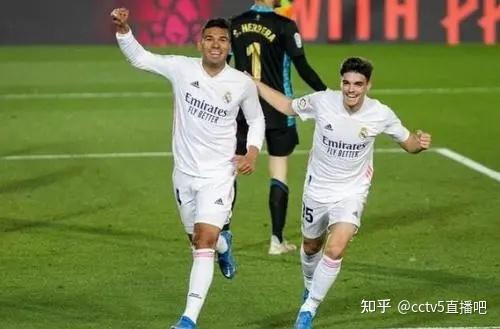 HTH Sports-包含集结日皇家社会调整名单：欧超杯节点到来，气氛紧张，年轻球员得到机会的词条